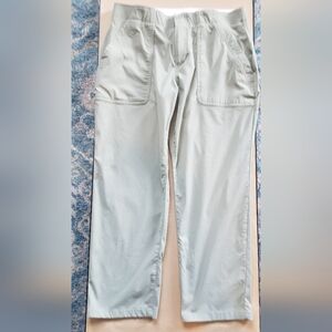 Eddie Bauer Hiking Capris Sz 6 Sage Green